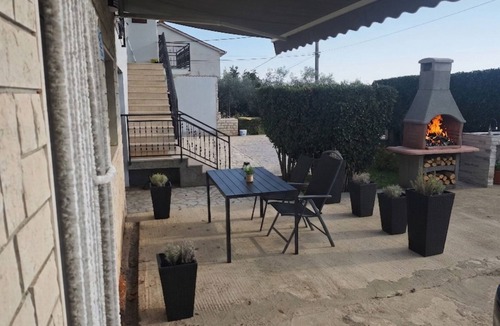 Mali Vareski Apartment | Apartment Fuzalo · Relax & BBQ by Villas Guide