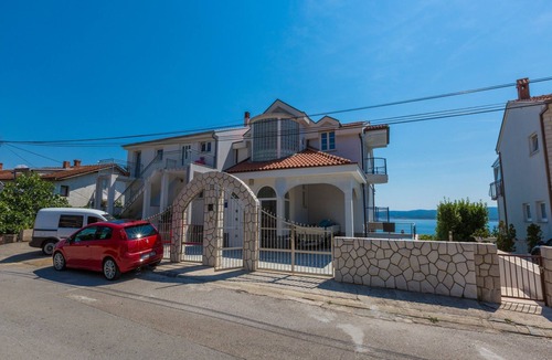 Selce Apartment | Apartment Goran (62427-A4) - Crikvenica