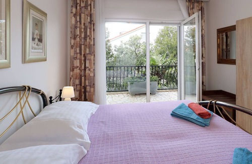 Jadranovo Apartment | Apartment Pintar by Interhome