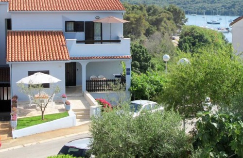 Vinkuran Apartment | Apartment Hula (PUL245) in Pula - 2 persons, 1 bedrooms