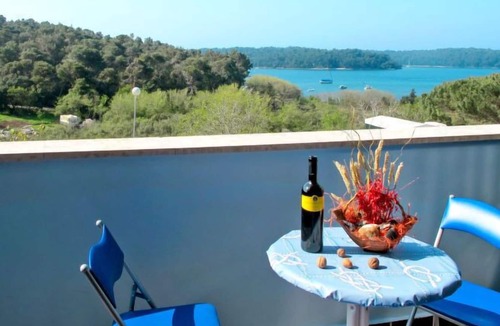 Vinkuran Apartment | Apartment Hula (PUL252) in Pula - 2 persons, 1 bedrooms