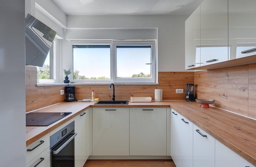 Pjescana Uvala Apartment | Apartment in Croatia near Adriatic Coast