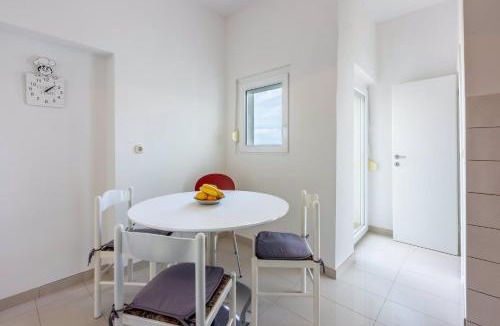 Klanfari Apartment | Apartment in Dramalj 39040