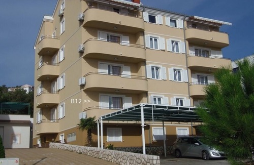Dramalj Apartment | Apartment in Dramalj with Seaview, Balcony, Air condition, WIFI (4623-10)