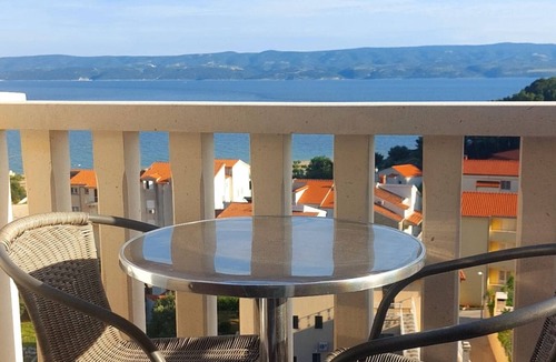 Omis Apartment | Apartment in Duće with Seaview, Balcony, Air condition, WIFI (122-6)