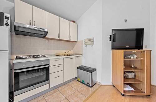 Supetarska Draga Apartment | Apartment in Supetarska Draga near Sandy Beach