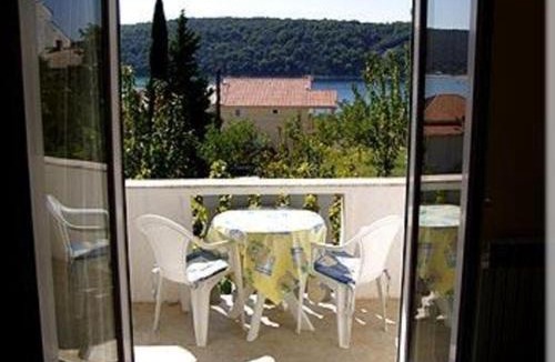 Kampor Apartment | Apartment in Kampor with sea view, terrace, air conditioning, Wi-Fi (4610-2)