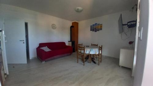 Kustici Apartment | Apartment in Kustici with sea view, terrace, air conditioning, WiFi (3597-2)