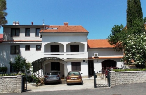 Bogovici Apartment | Apartment in Malinska with Seaview, Terrace, Air condition, WIFI (4690-3)