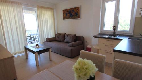 Malinska Apartment | Apartment in Malinska - Insel Krk 13118