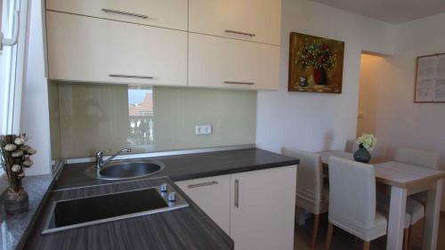 Malinska Apartment | Apartment in Malinska - Insel Krk 13118