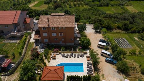 Mundanije Apartment | Apartment in Mundanije with Seaview, Terrace, Air condition, WIFI (3748-2)
