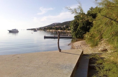 Stara Novalja Apartment | Apartment in Stara Novalja with Seaview, Loggia, Air condition, WIFI (133-3)