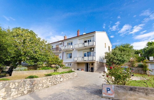 Banjol Apartment | Apartment Ivanka (66801-A1) - Banjol - island Rab