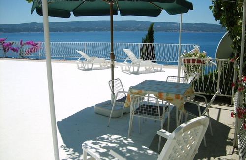 Borak Apartment | Apartment Ivan - with parking : A1(3) - Omis, Riviera Omis, Croatia