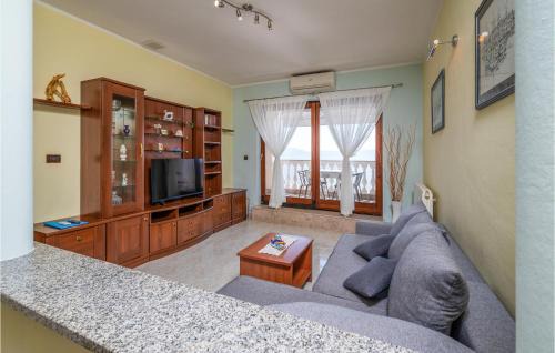 Ravni Apartment | Apartment Labin 22 With Outdoor Swimmingpool