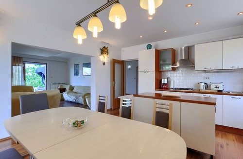 Kapelica Apartment | Apartment Laura by Interhome