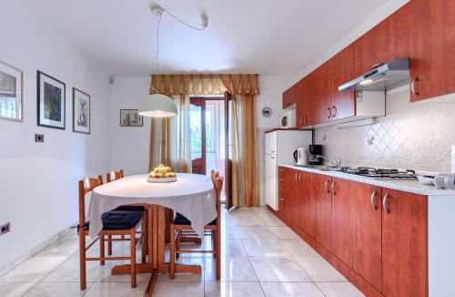 Vinkuran Apartment | Apartment Lorenzin by Interhome