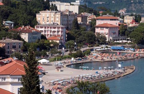 Sarsoni Apartment | Apartment Luka