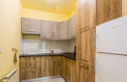Nerezine Apartment | Apartment LYNA on the ground floor with garden in a quiet location 300m from the beach with crystal clear sea
