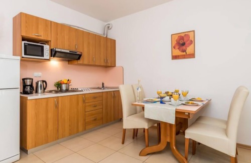 Kampor Apartment | Apartment Mare 4 by Interhome
