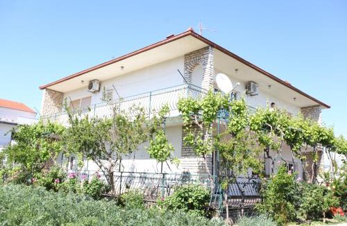 Seget Donji Apartment | Apartment Marin