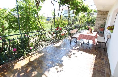 Seget Donji Apartment | Apartment Marin