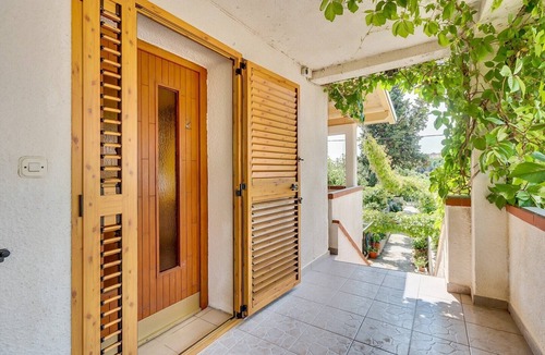 Nerezine Apartment | Apartment MARISOL with cozy terrace close to the beautiful beach