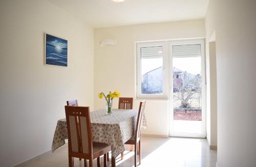 Porat Apartment | Apartment Mary