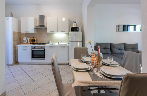 Crikvenica Apartment | Apartment Milojka (60791-A2) - Crikvenica