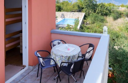Brzac Apartment | Apartment Mirjana (KRK356) in Krk/Krk - 4 persons, 2 bedrooms