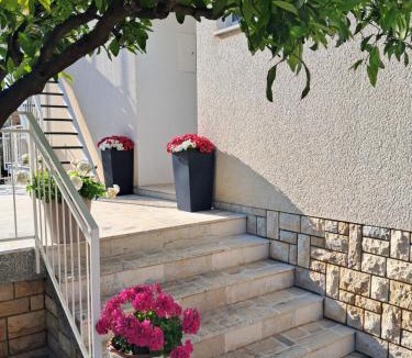 Pjescana Uvala Apartment | Apartment MONAS III