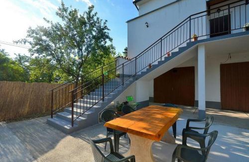 Buzet Apartment | Apartment Nada with Private Pool