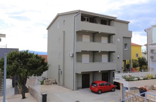 Tice Apartment | Apartment Nemira 17039a