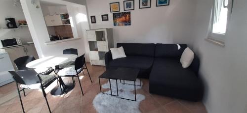 Mlini Apartment | Apartment Nika on the beach Mlini