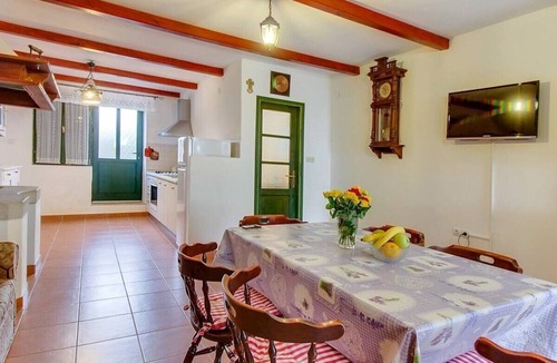 Veli Losinj Apartment | Apartment on Hill/Franko B4