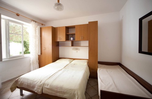 Rab Apartment | Apartment on the seafront of the island of Rab with private beach