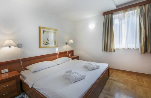 Veli Losinj Apartment | Apartment Punta in Veli Losinj with pools