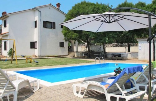Sveti Vid Dobrinjski Apartment | Apartment Radmila in Krk/Malinska - 10 persons, 4 bedrooms
