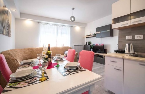 Sarsoni Apartment | Apartment Rita by Interhome