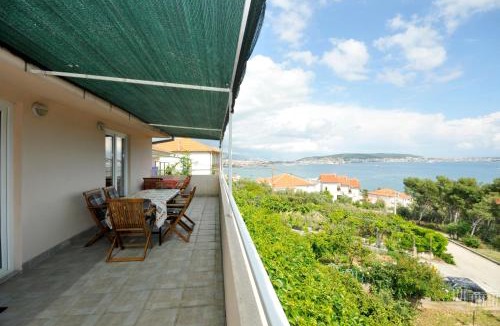 Seget Donji Apartment | Apartment Sandra