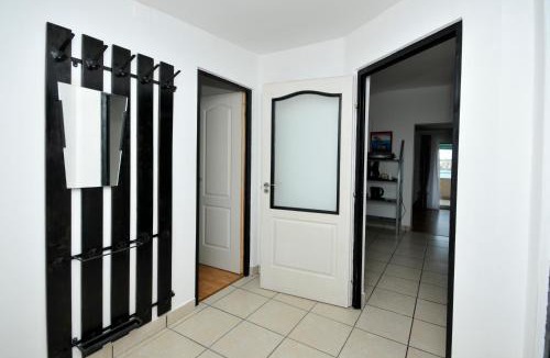 Seget Donji Apartment | Apartment Sandra