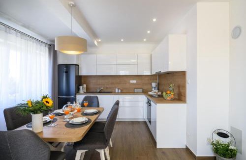 Kastel Sucurac Apartment | Apartment Silver Star