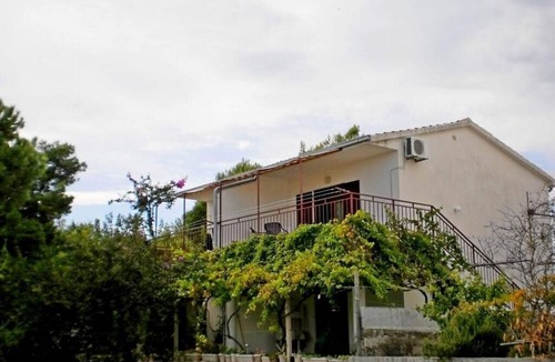 Okrug Gornji Apartment | Apartment Tomislav (46401-A1) - Okrug Gornji (Ciovo)