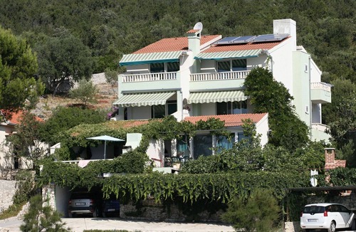 Vinisce Apartment | Apartment Tonka - 10 m from beach A5(2+2) - Vinisce, Riviera Trogir, Croatia