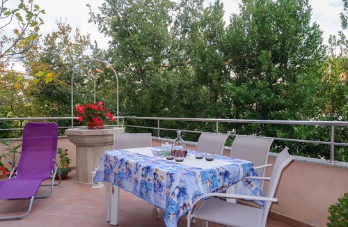 Malinska Apartment | Apartment Vera by Interhome