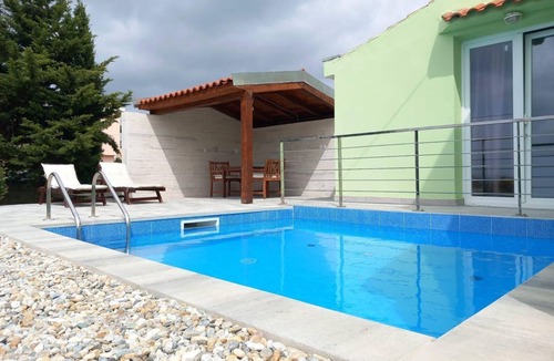 Ljubac Apartment | Apartment with Own swimming pool and a sea view