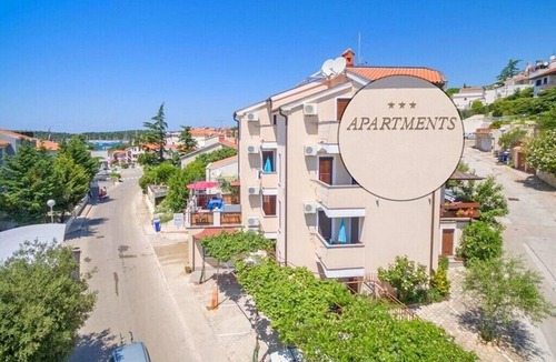 Pjescana Uvala Apartment | Apartments Ana, (14751), Pješčana uvala, Croatia