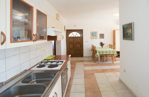 Maslinica Apartment | Apartments Ana (10899-A1) - Maslinica