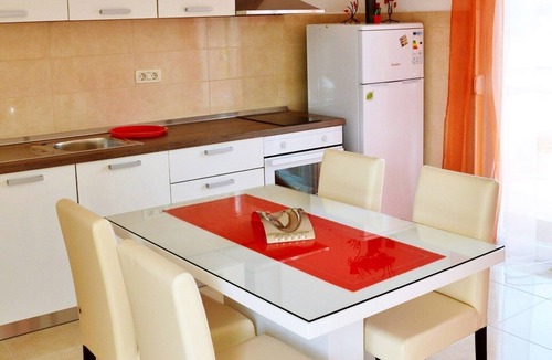 Vinisce Apartment | Apartments Anamarija, (14980), Vinišce, hr